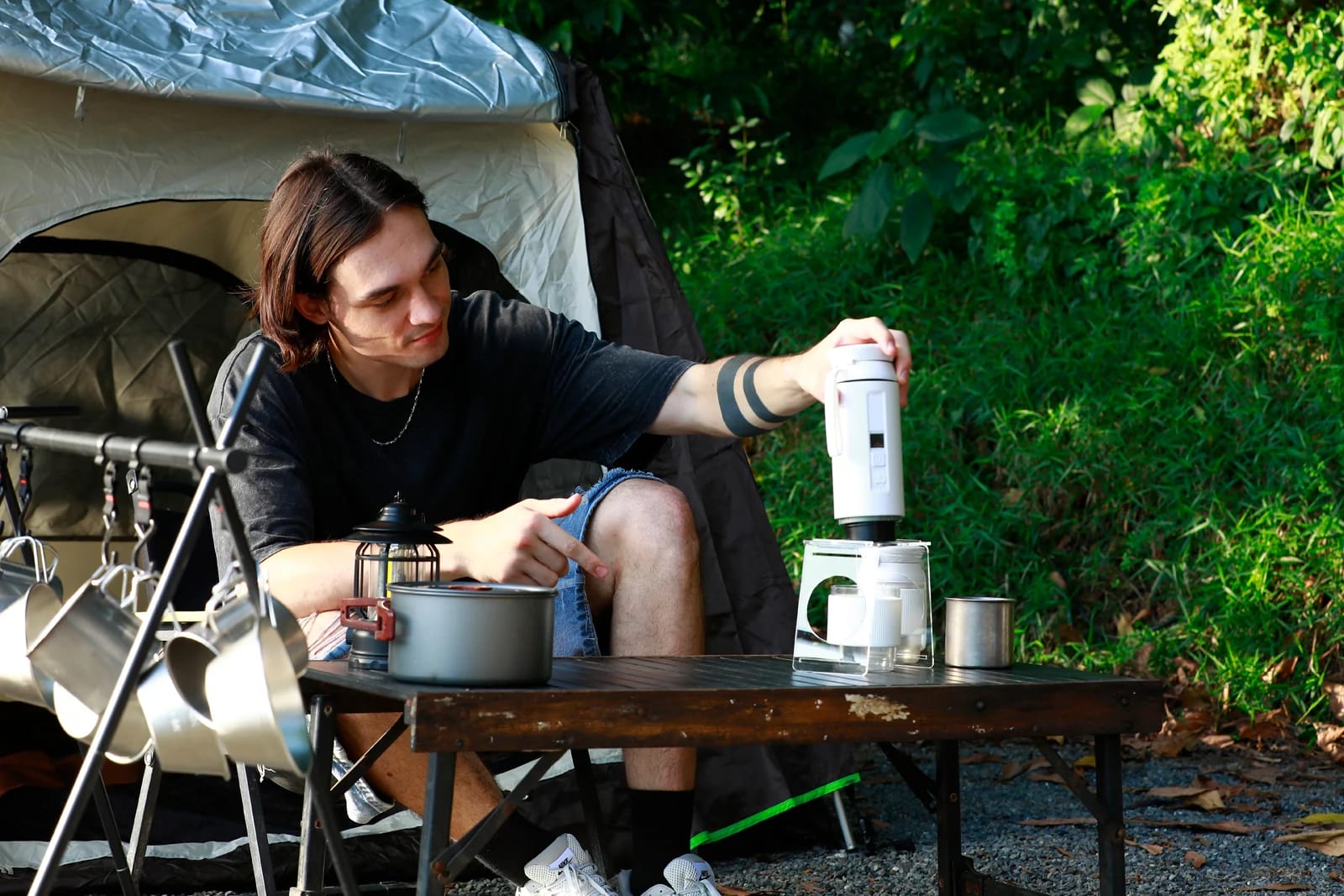 DQ-010 portable coffee machine — Lanzamiento en retail